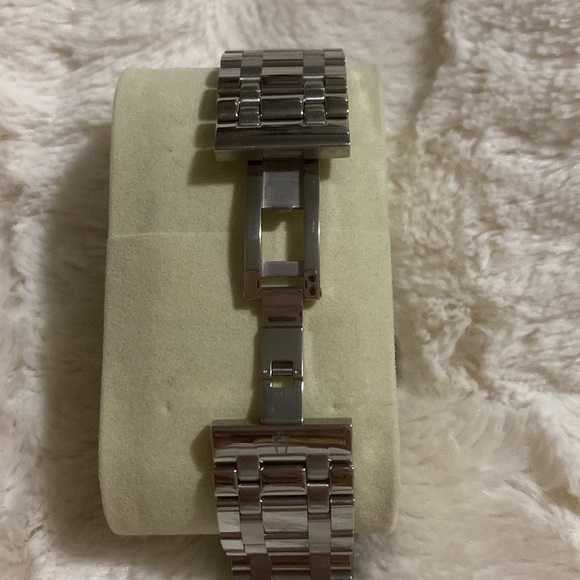 Bulova - Picture 2 of 3